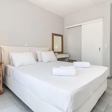 Ippokampos Beachfront Hotel 2*